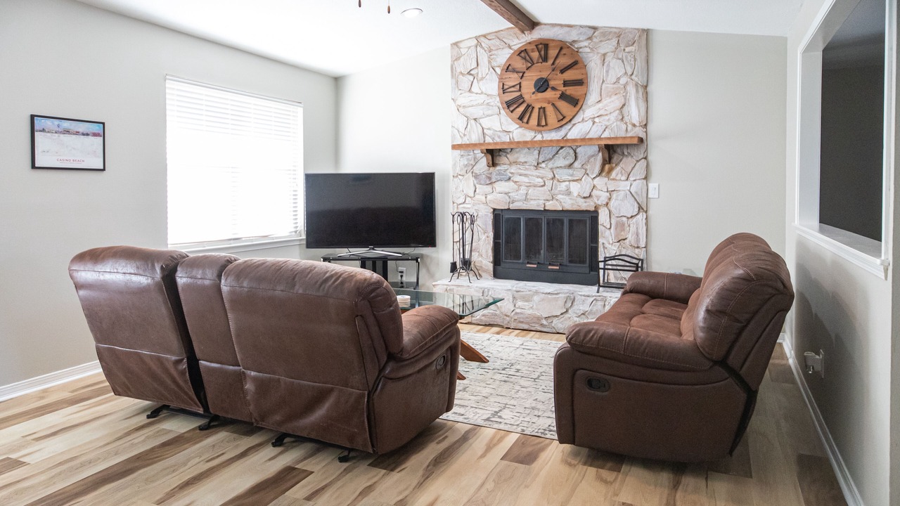 Photo of Livingroom in Northwest Pensacola