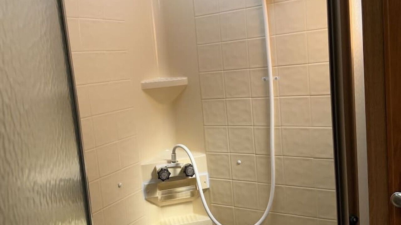 Photo of Bathroom in Redwood