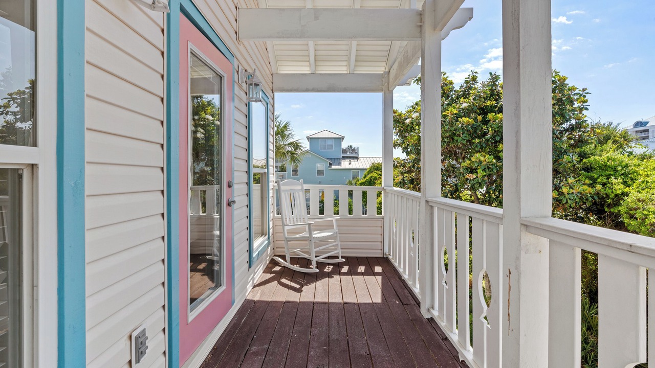 Photo of Patio Balcony in Crystal Shores