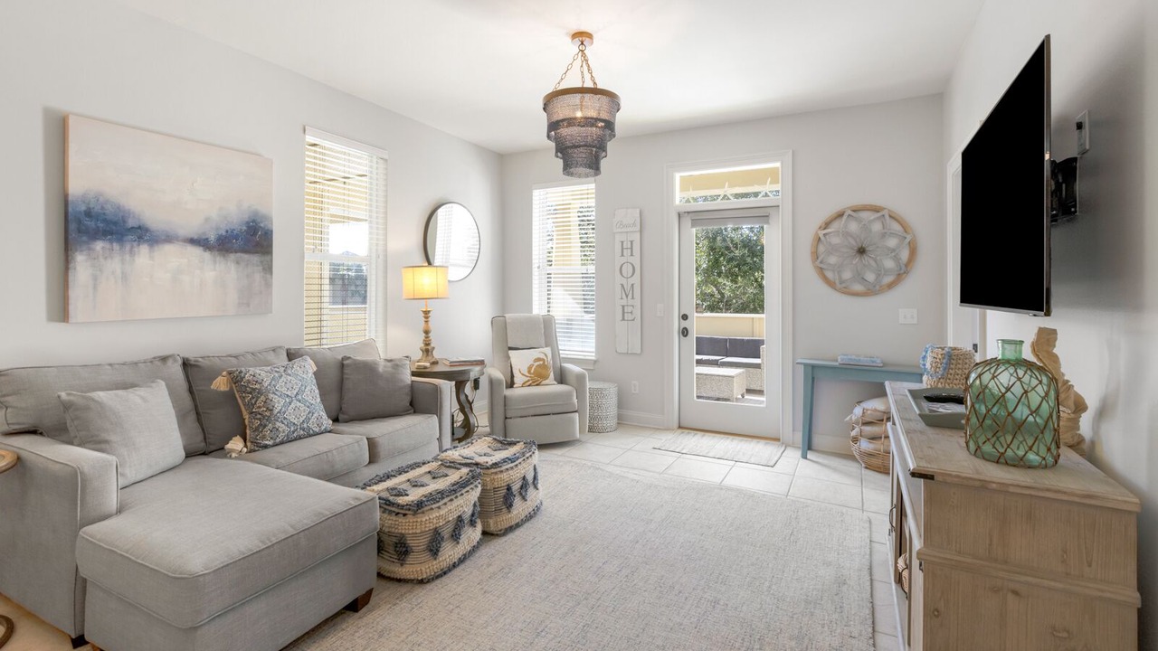 Photo of Livingroom in Dune Allen Beach