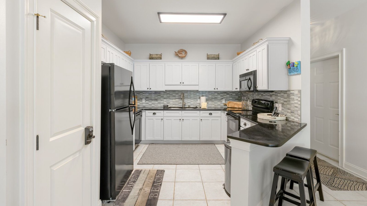 Photo of Kitchen in Dune Allen Beach