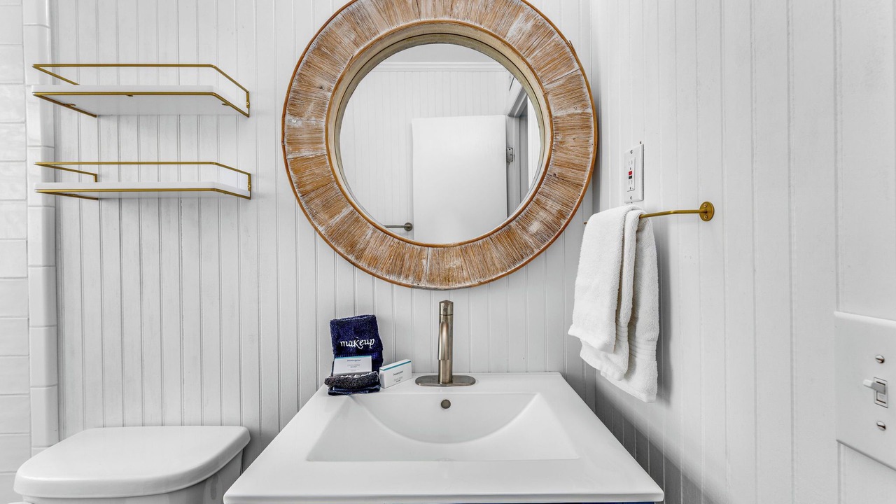 Photo of Bathroom in East End