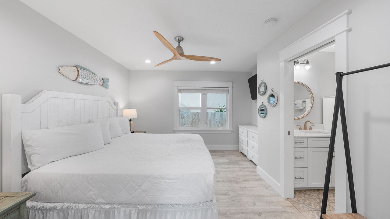 Photo of Bedroom in Kiska Beach