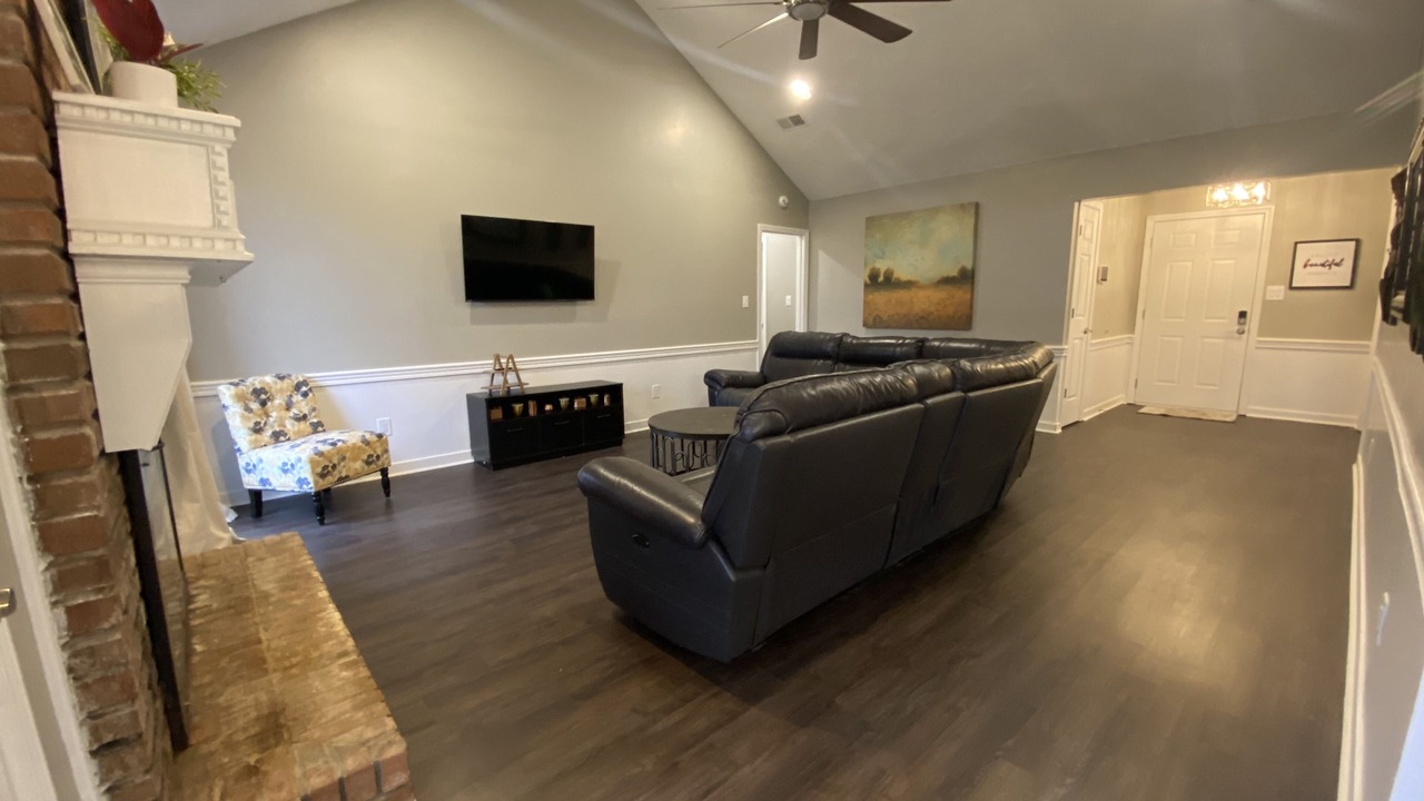 Photo of Livingroom in Flowood