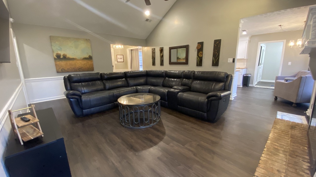 Photo of Livingroom in Flowood