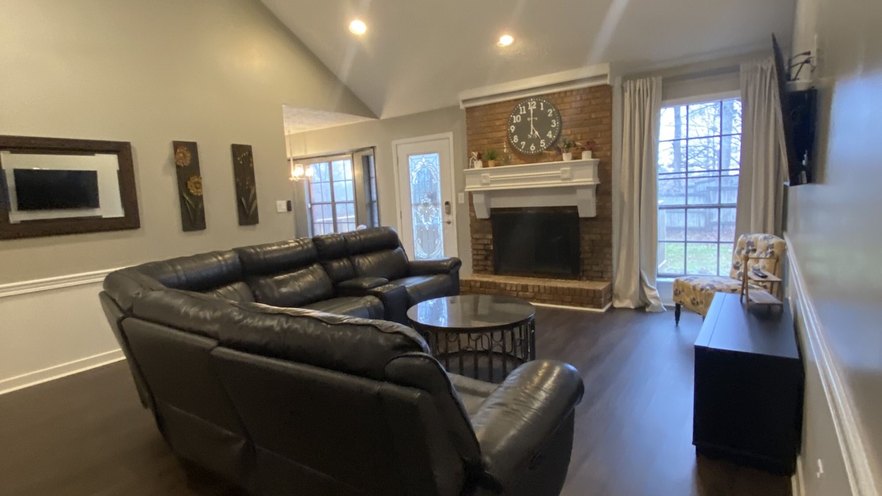 Photo of Livingroom in Flowood