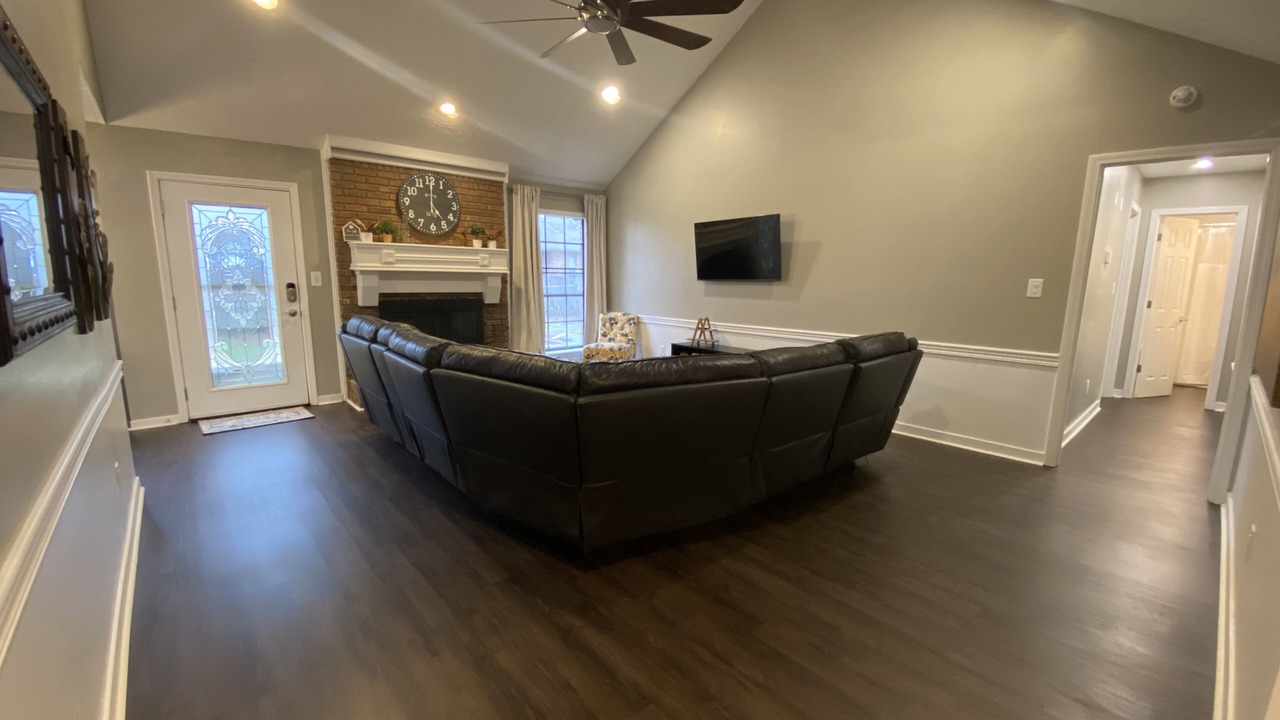 Photo of Livingroom in Flowood