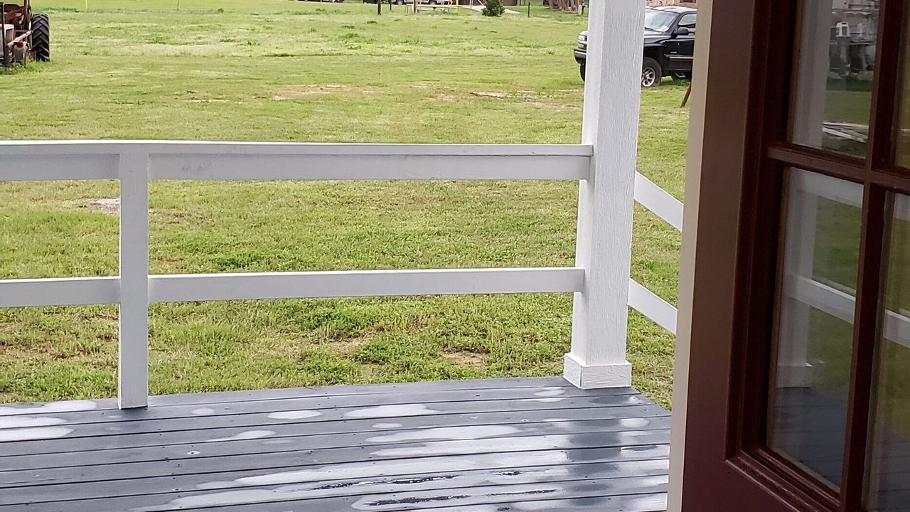 Photo of Patio Balcony in Lone Star