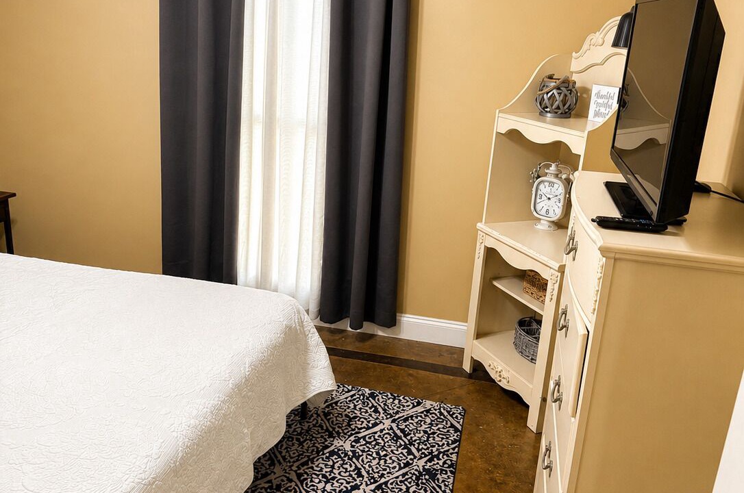 Photo of Bedroom in Ponchatoula