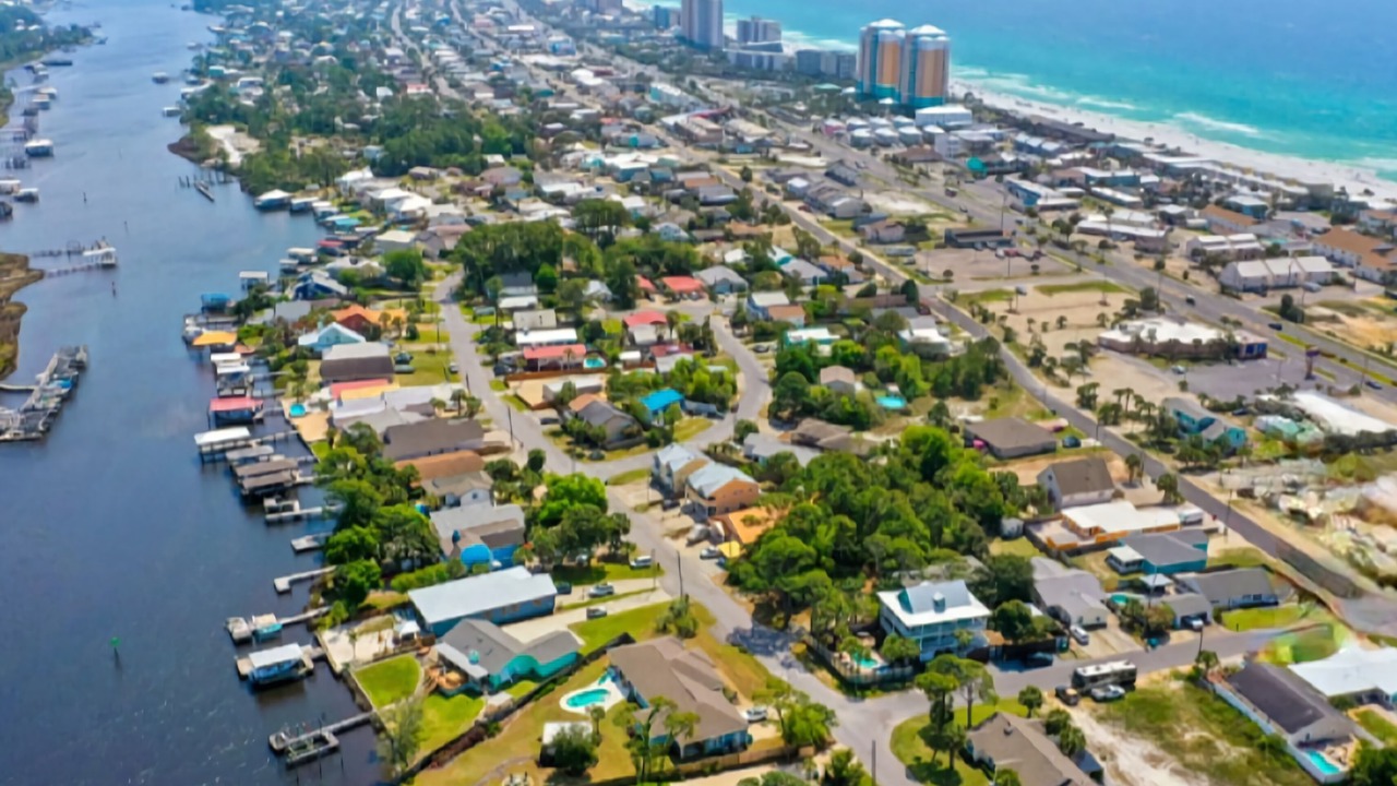 Photo of Outdoor in Thomas Drive