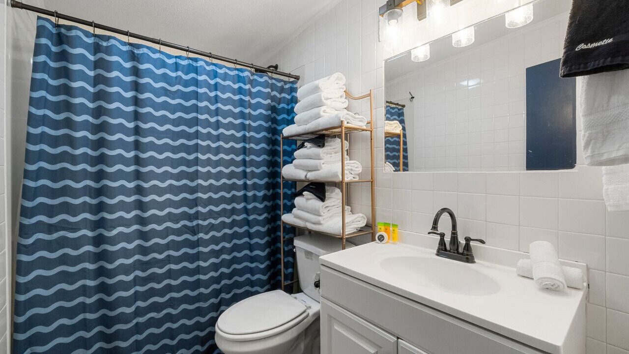 Photo of Bathroom in Laguna Beach