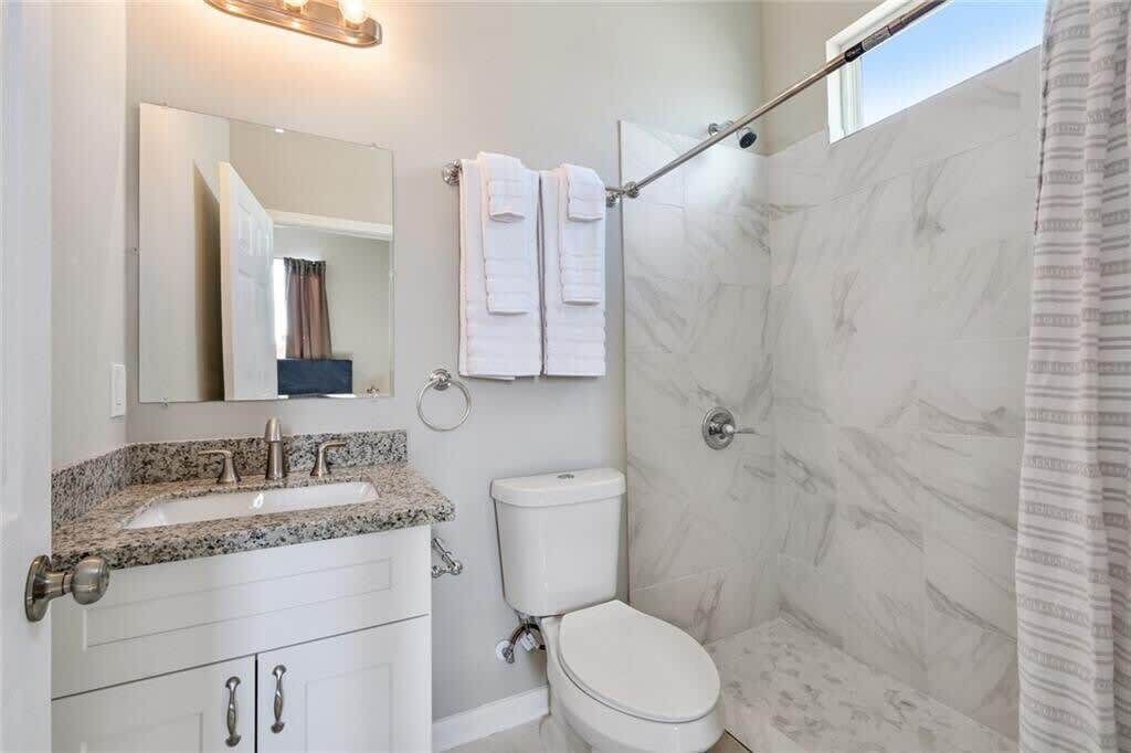 Photo of Bathroom in Mid-City