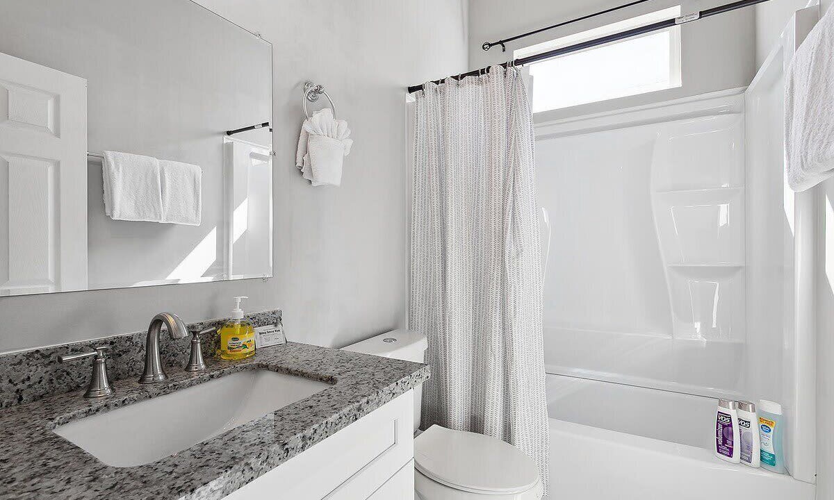 Photo of Bathroom in Mid-City