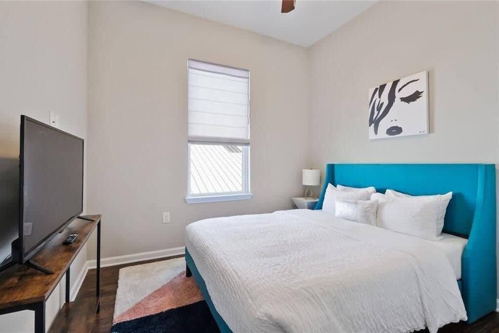 Photo of Bedroom in Mid-City