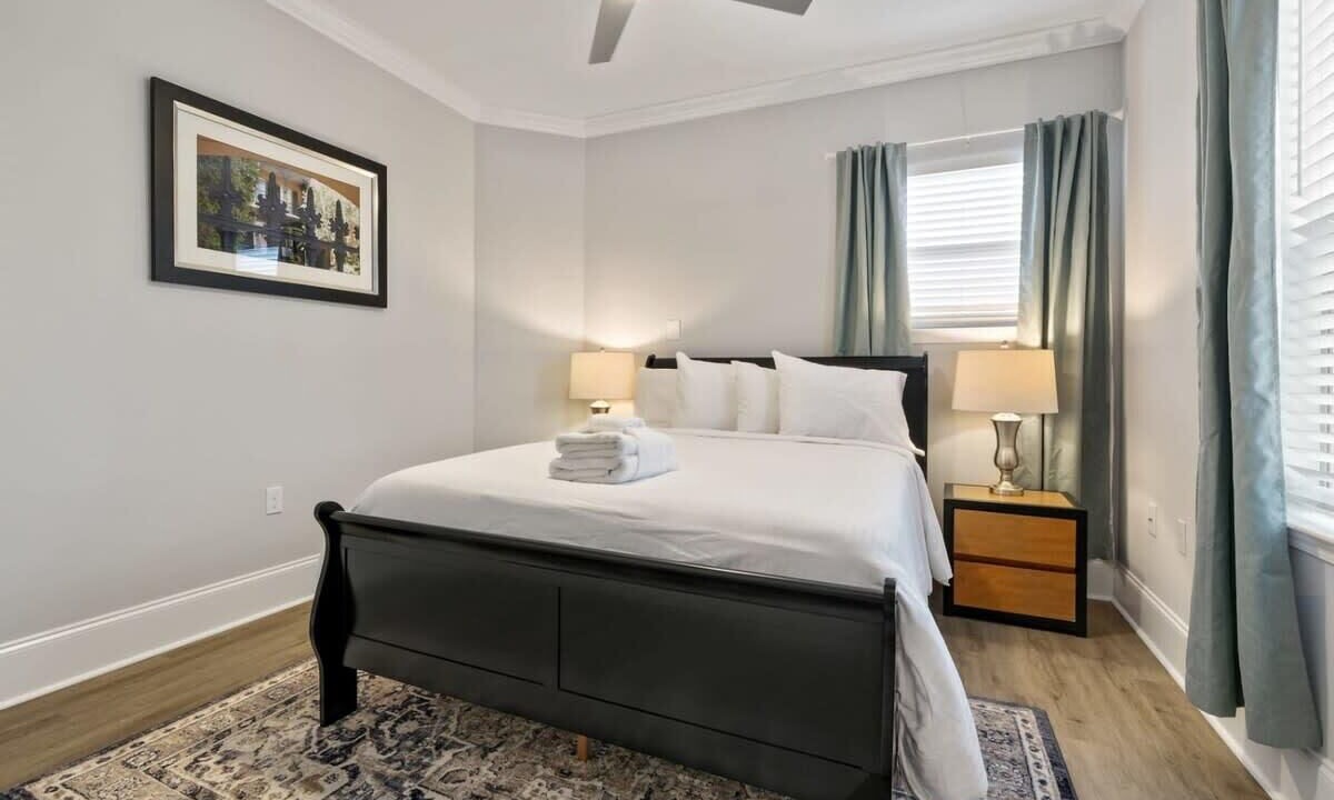 Photo of Bedroom in Mid-City
