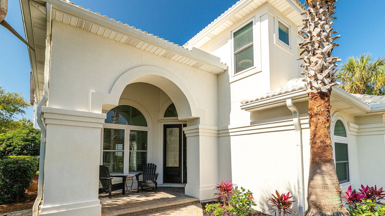 Photo of Others in Avalon Beach Estates