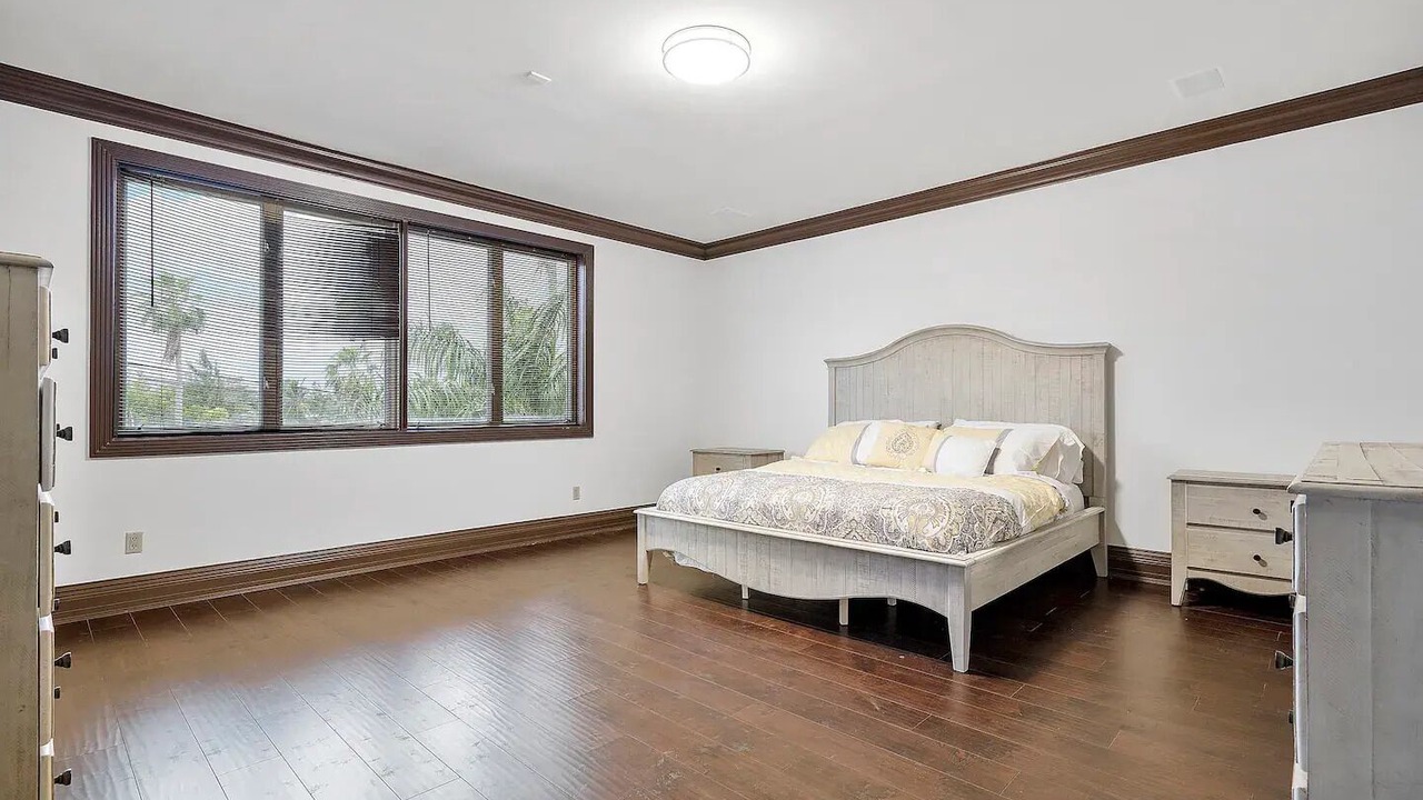 Photo of Bedroom in Riviera Isles