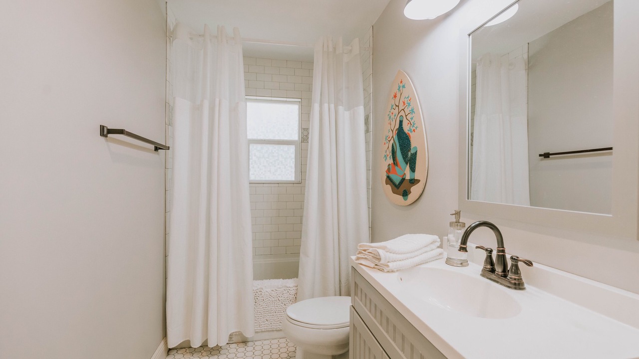 Photo of Bathroom in Ocean Springs