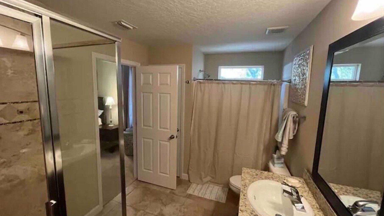 Photo of Bathroom in Wright