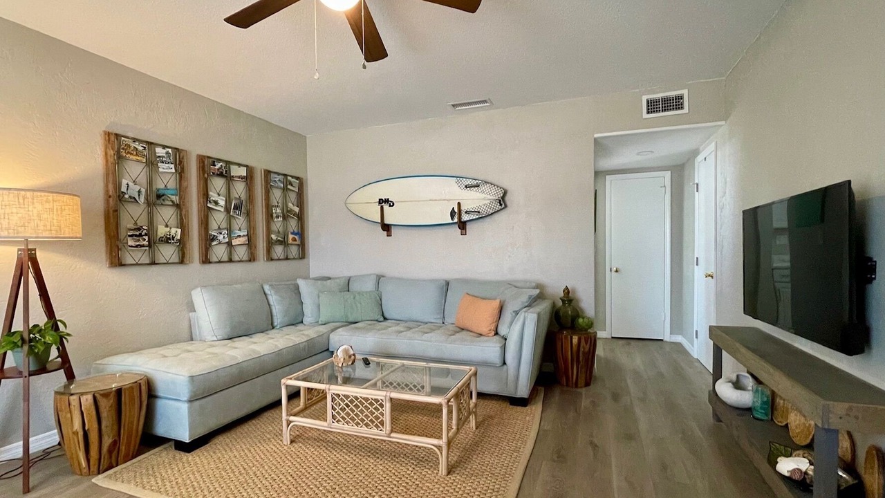 Photo of Livingroom in Daytona Beach