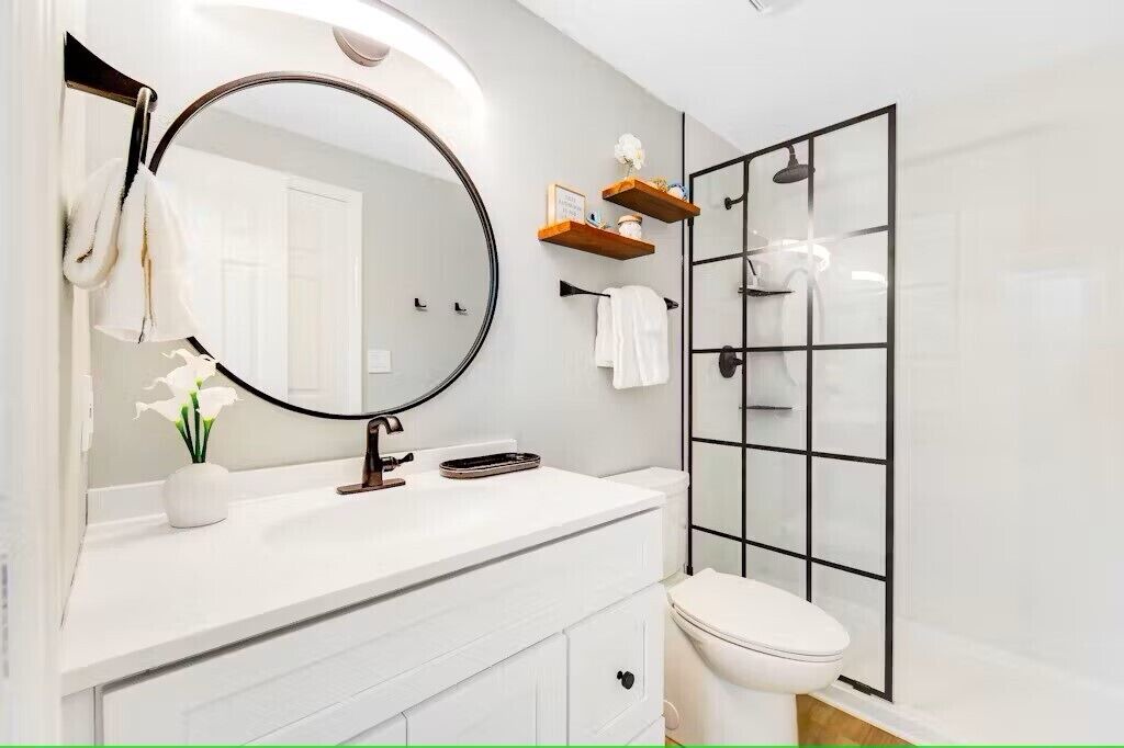 Photo of Bathroom in El Centro Beach