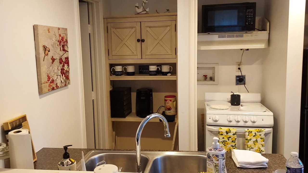 Photo of Kitchen in West Livingston