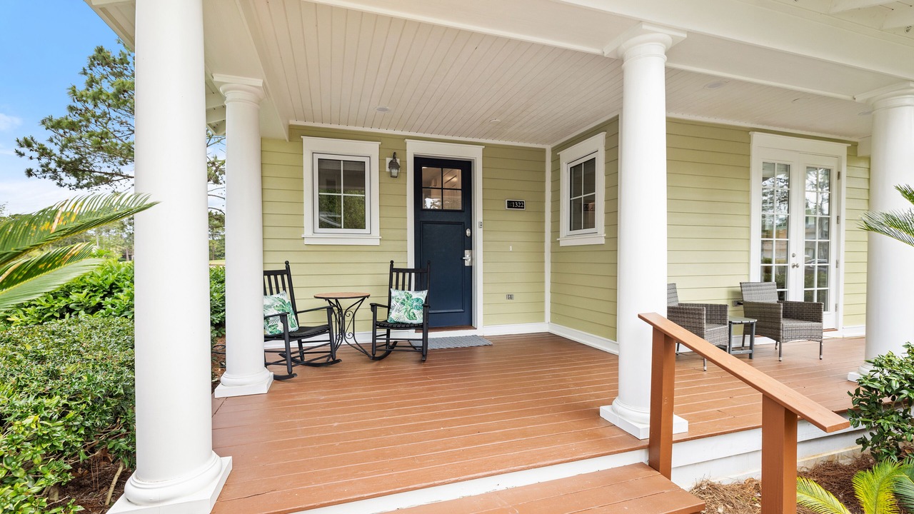 Photo of Patio Balcony in Laurel Grove