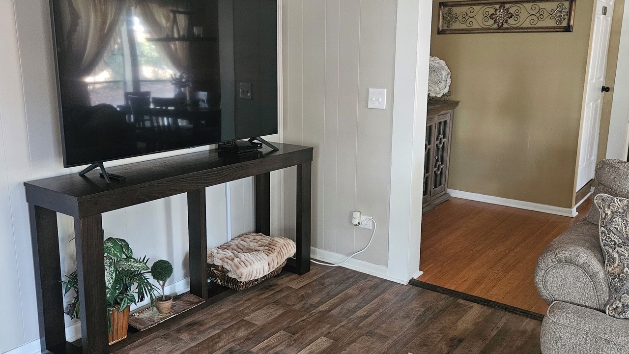 Photo of Livingroom in Brewton