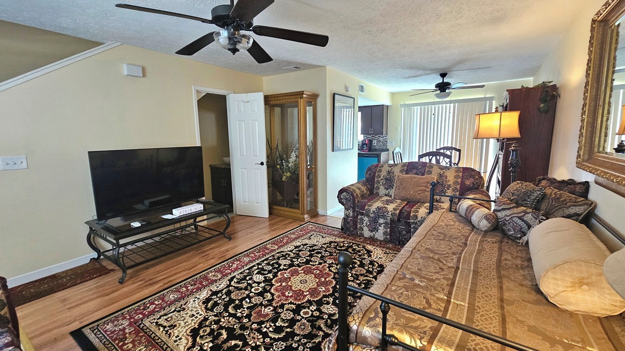 Photo of Livingroom in Parker