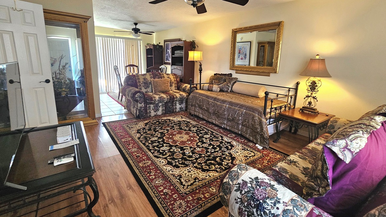 Photo of Livingroom in Parker