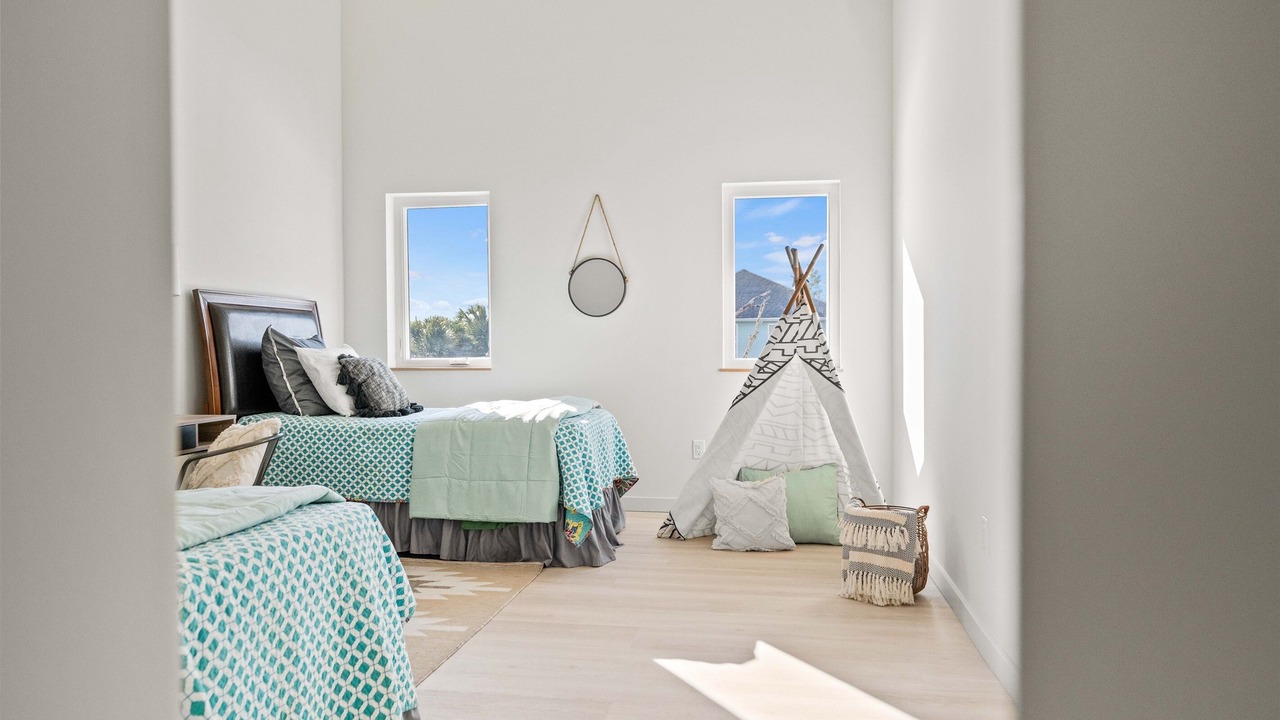 Photo of Bedroom in Marineland Acres