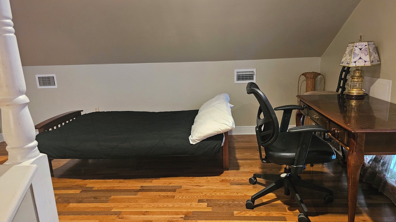 Photo of Bedroom in Waveland