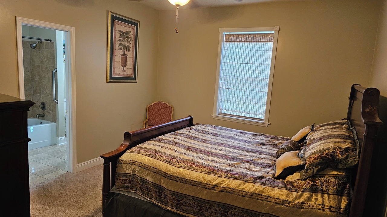 Photo of Bedroom in Waveland