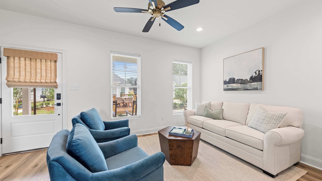 Photo of Livingroom in Youngsville