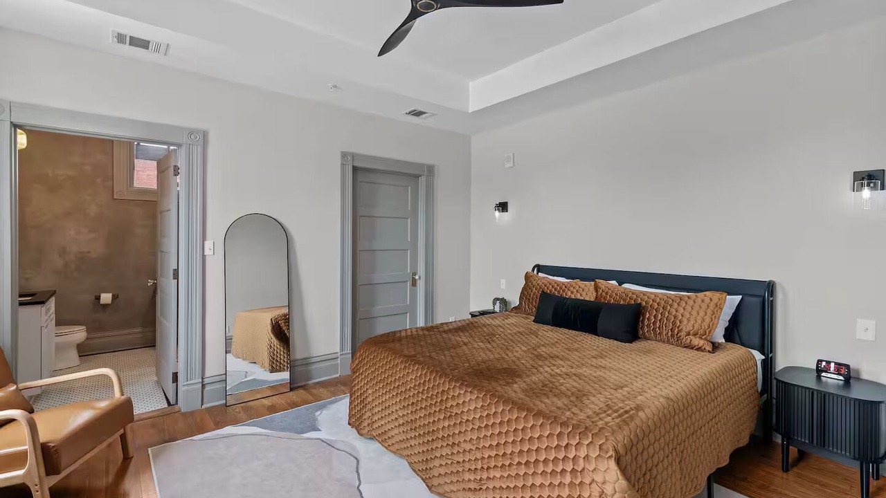 Photo of Bedroom in Shreveport