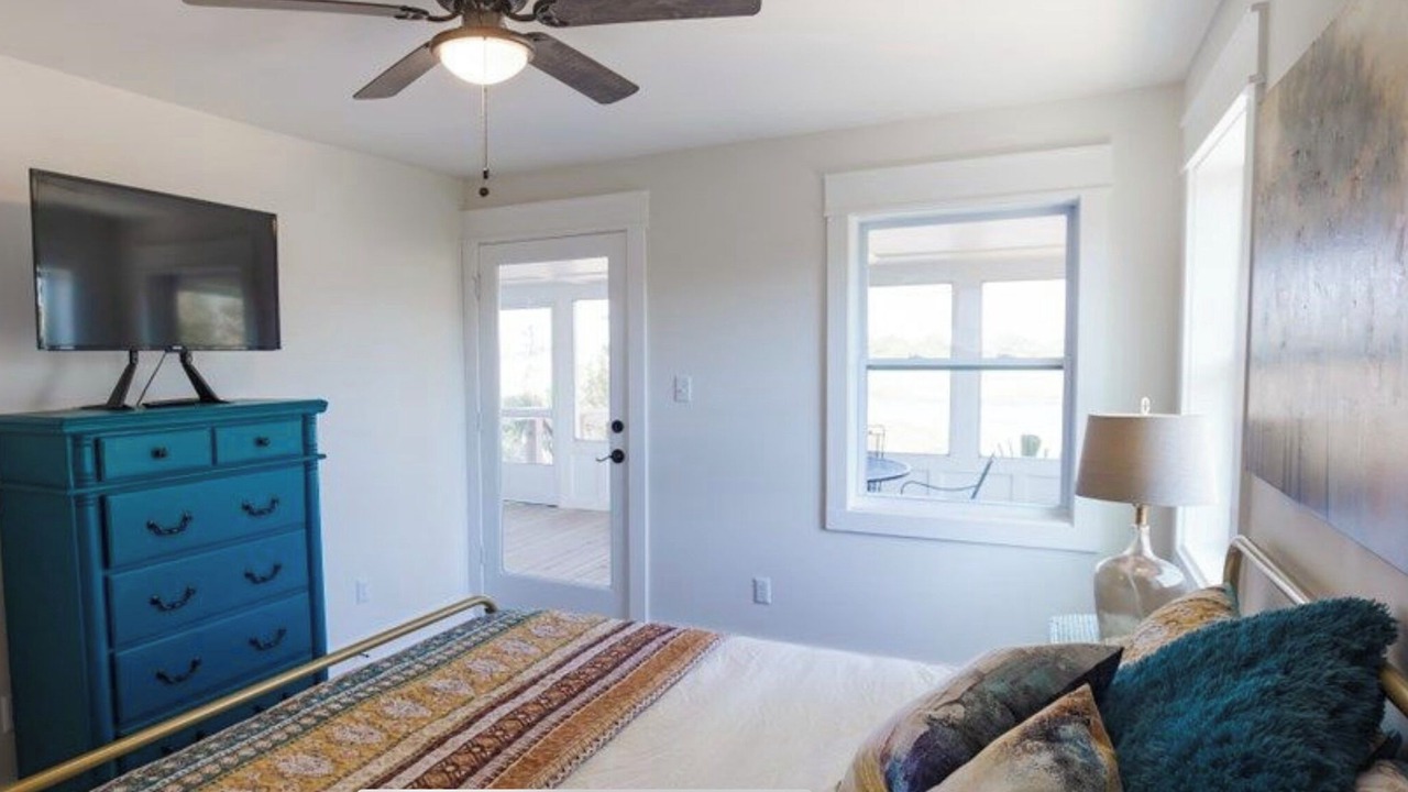 Photo of Bedroom in Carrabelle