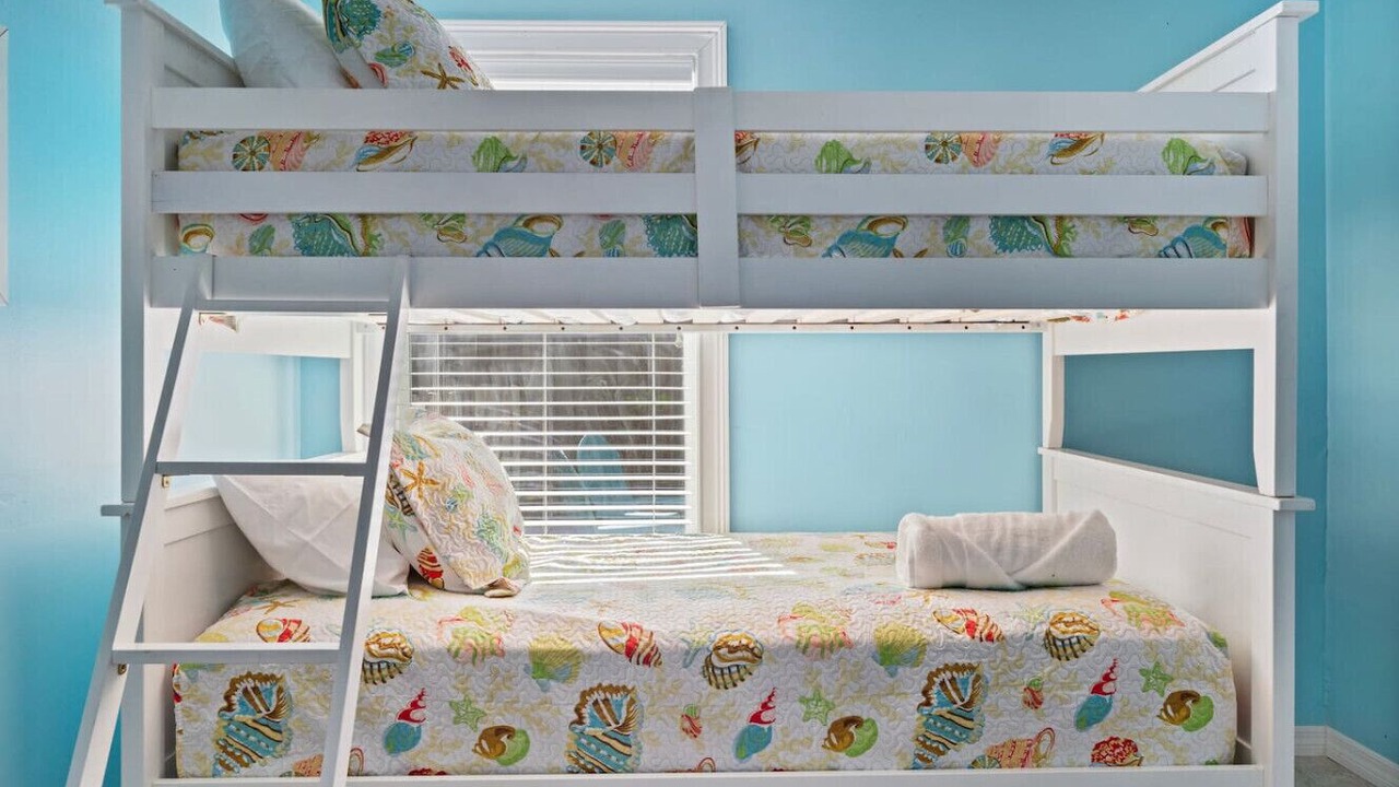 Photo of Bedroom in Holmes Beach