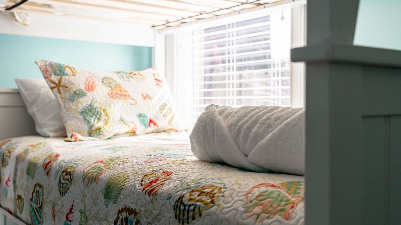 Photo of Bedroom in Holmes Beach