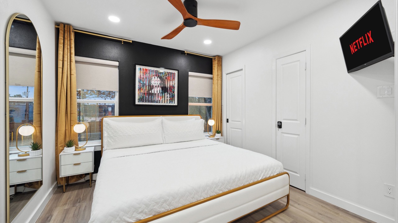 Photo of Bedroom in Oak Cliff