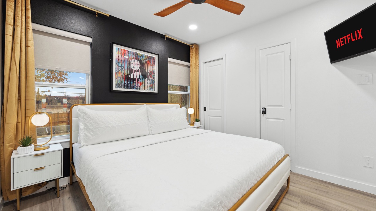 Photo of Bedroom in Oak Cliff