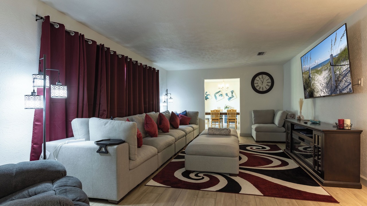 Photo of Livingroom in Foley