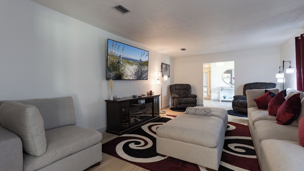 Photo of Livingroom in Foley