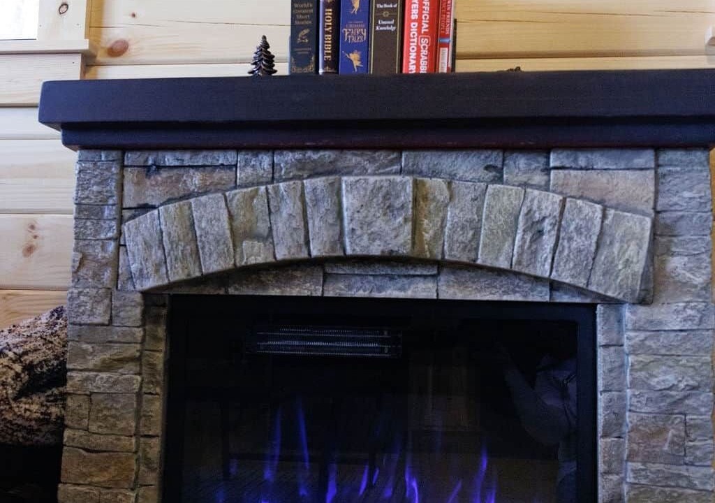 Photo of Livingroom in Jones Mills
