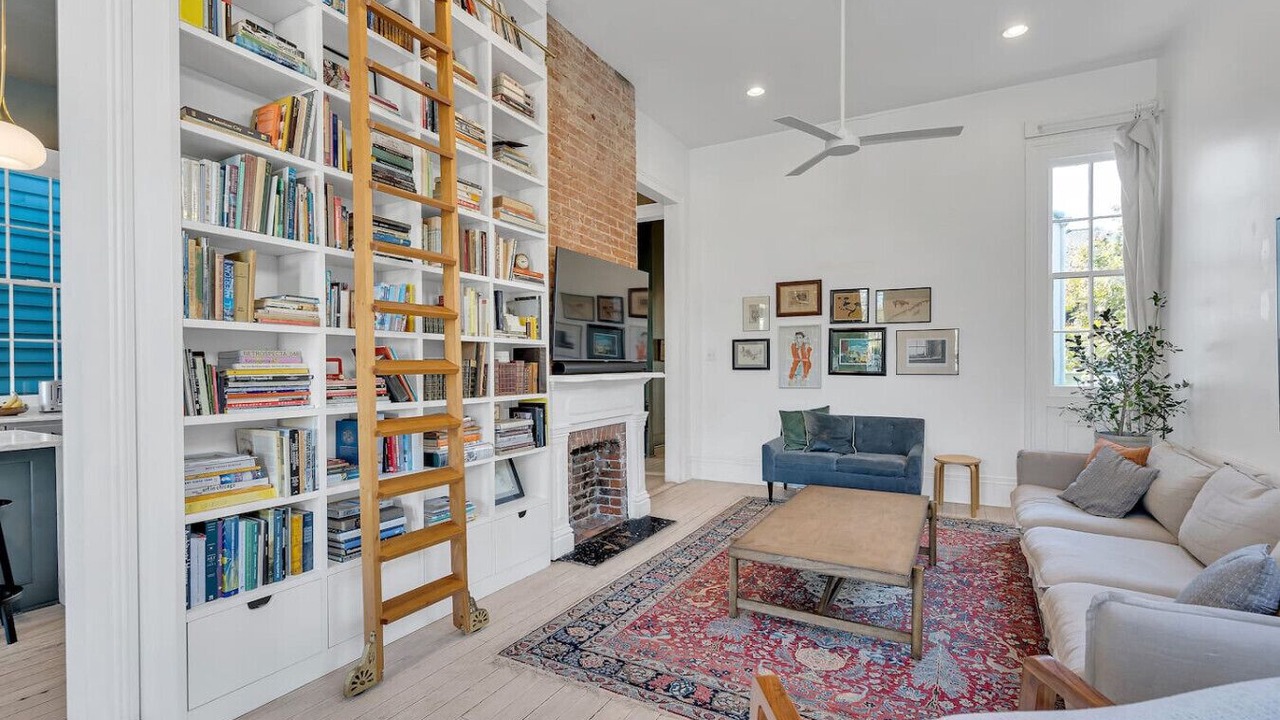 Photo of Livingroom in Lower Garden District