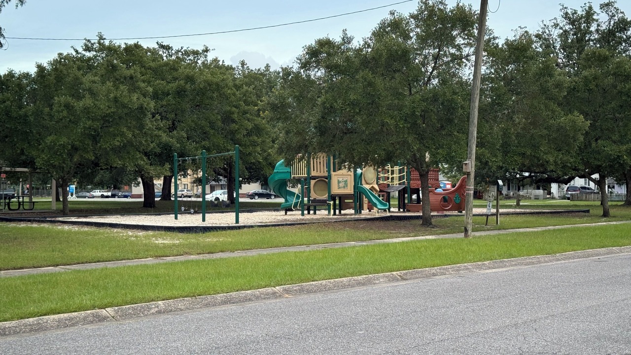 Photo of Others in East Hill
