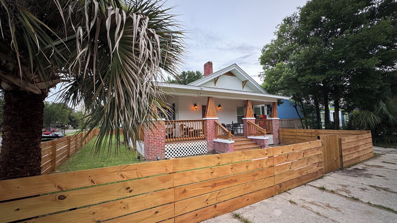 Photo of Outdoor in East Hill