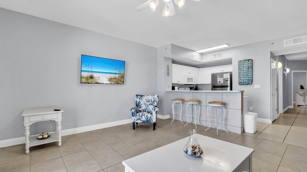 Photo of Livingroom in Miramar Beach