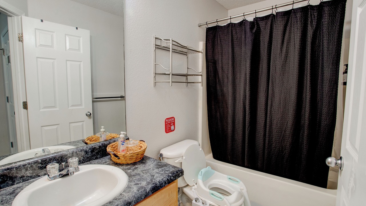 Photo of Bathroom in Milligan