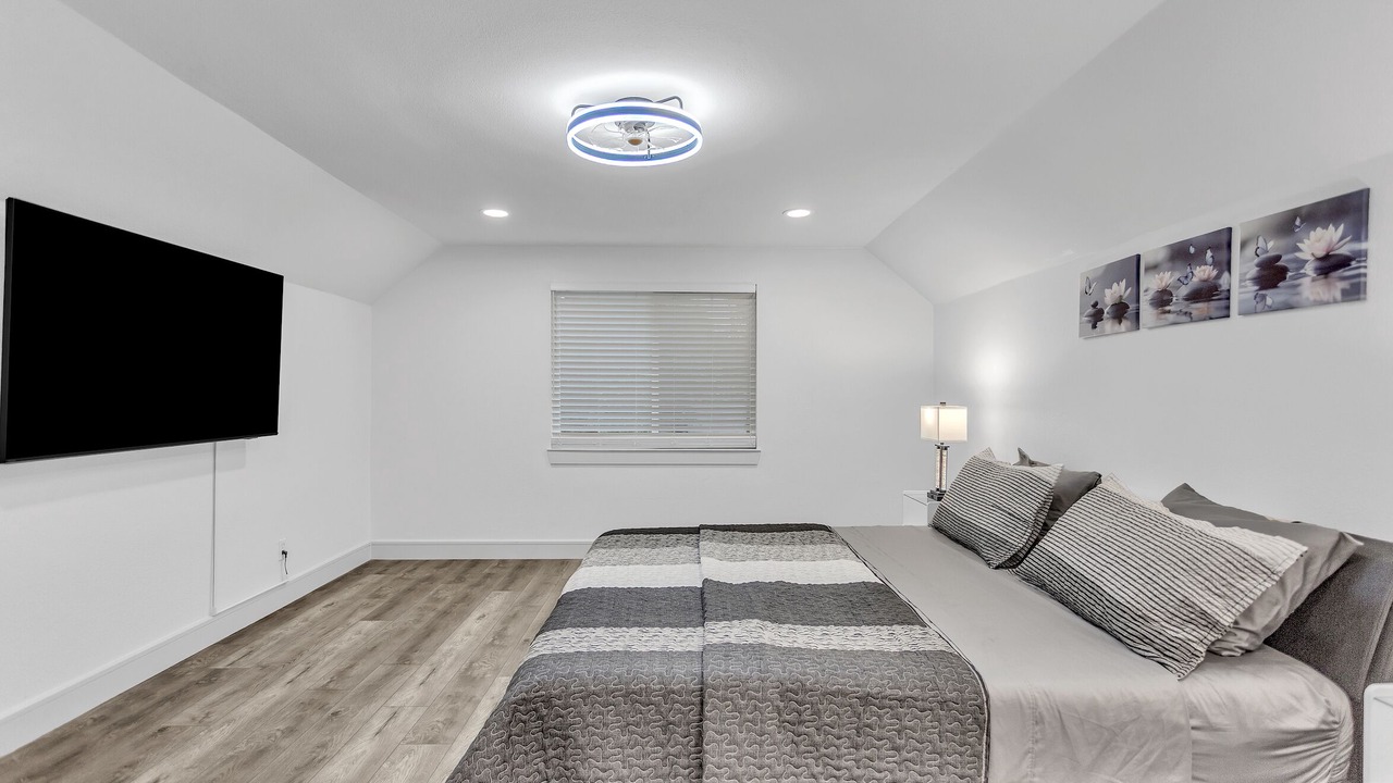 Photo of Others in Elmo