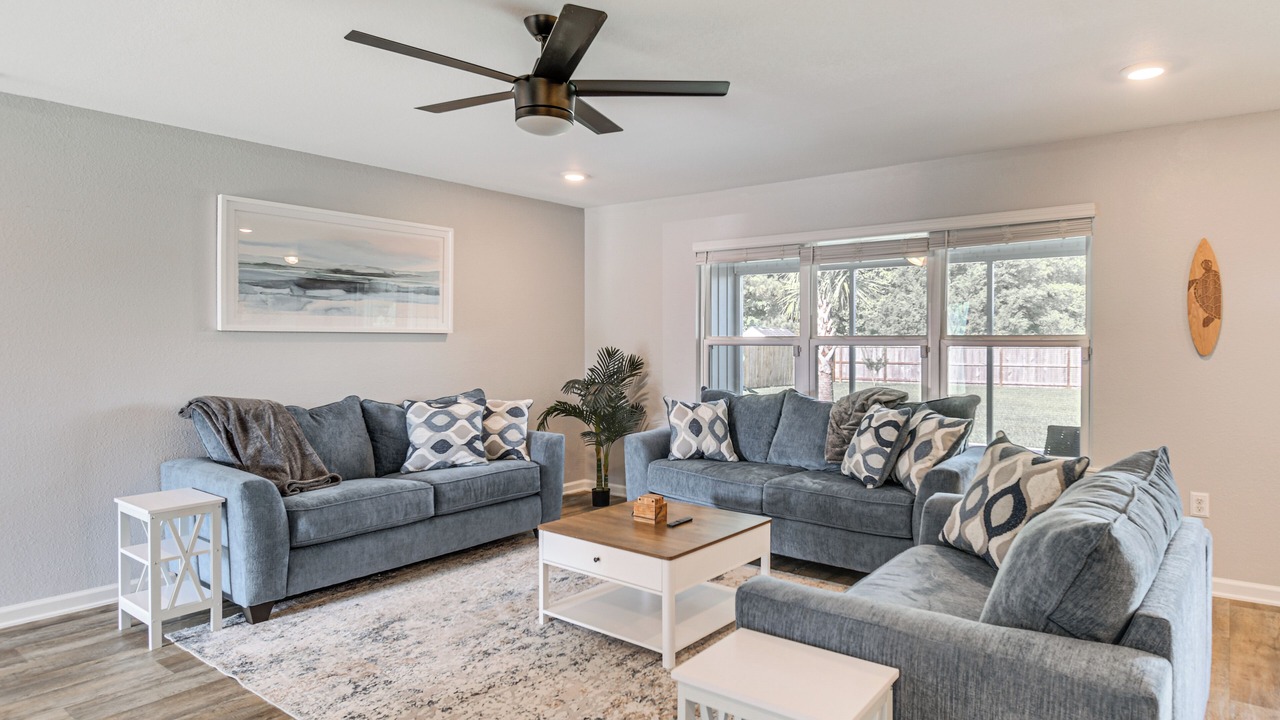 Photo of Livingroom in Foley